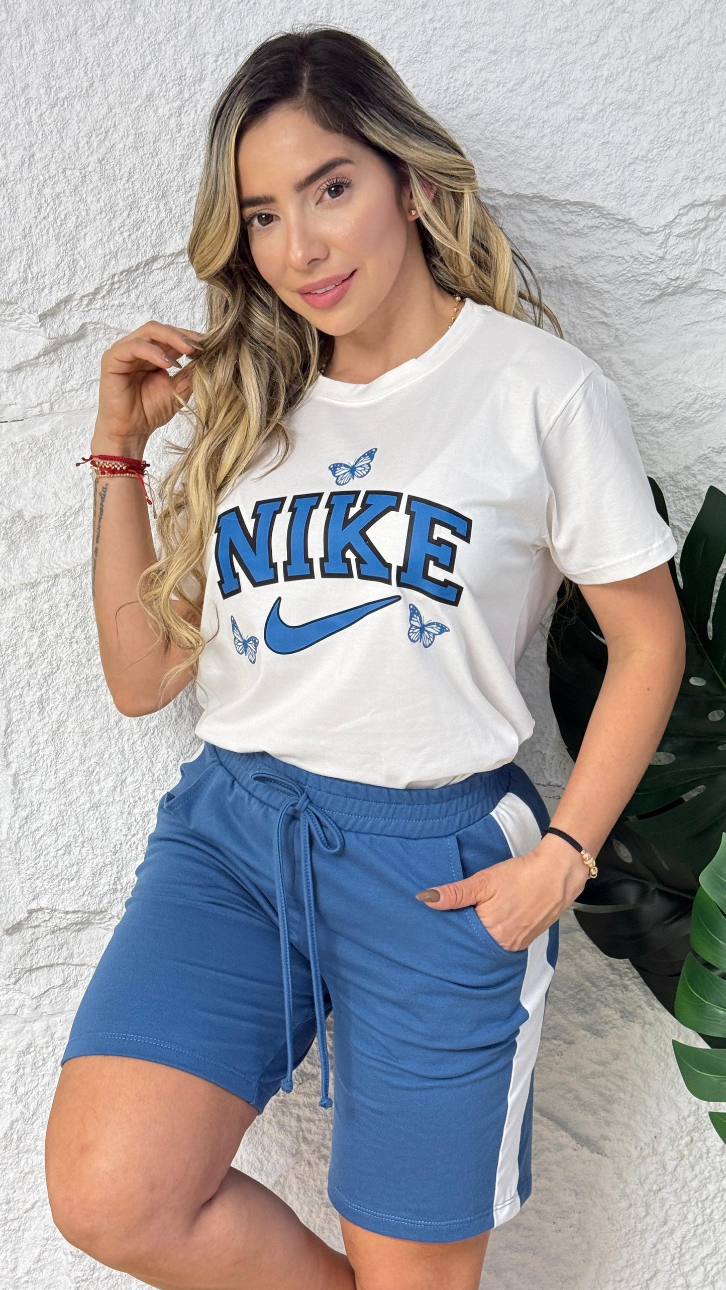 Conjunto bermuda lateral Nike